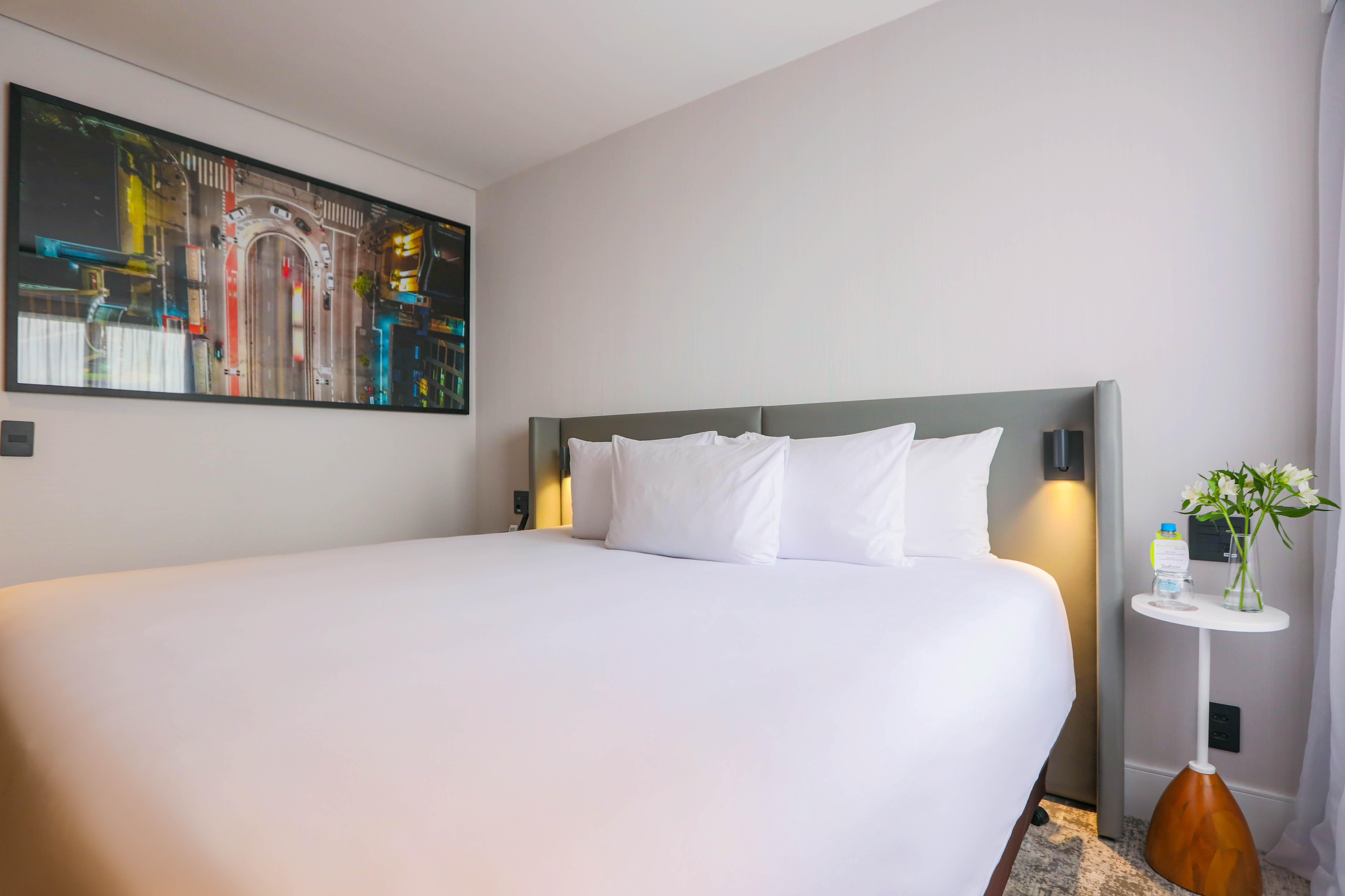 Radisson Sao Paulo Paulista Hotel Ngoại thất bức ảnh A bedroom at the hotel