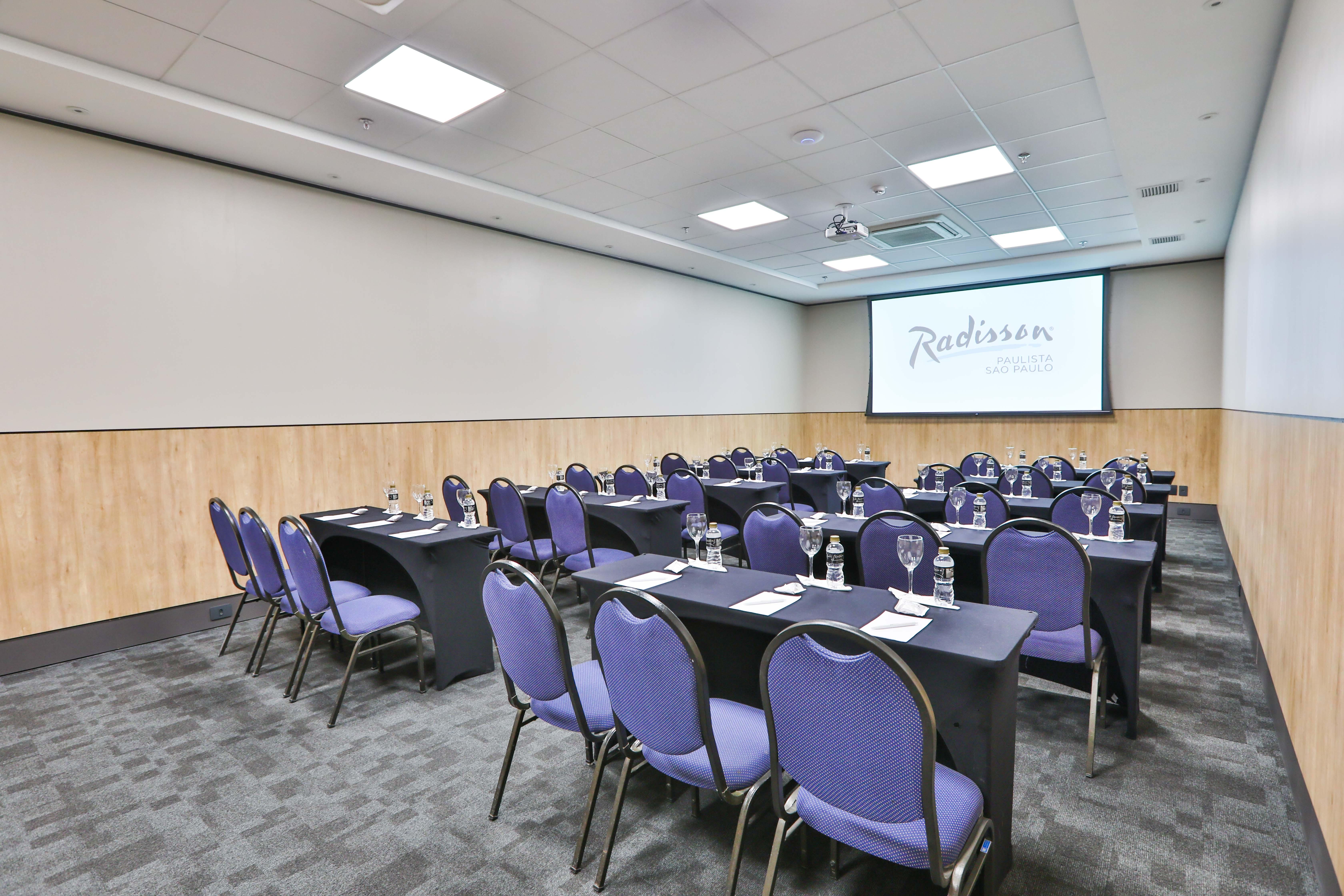 Radisson Sao Paulo Paulista Hotel Ngoại thất bức ảnh Meeting room at Radisson Blu, Cape Town