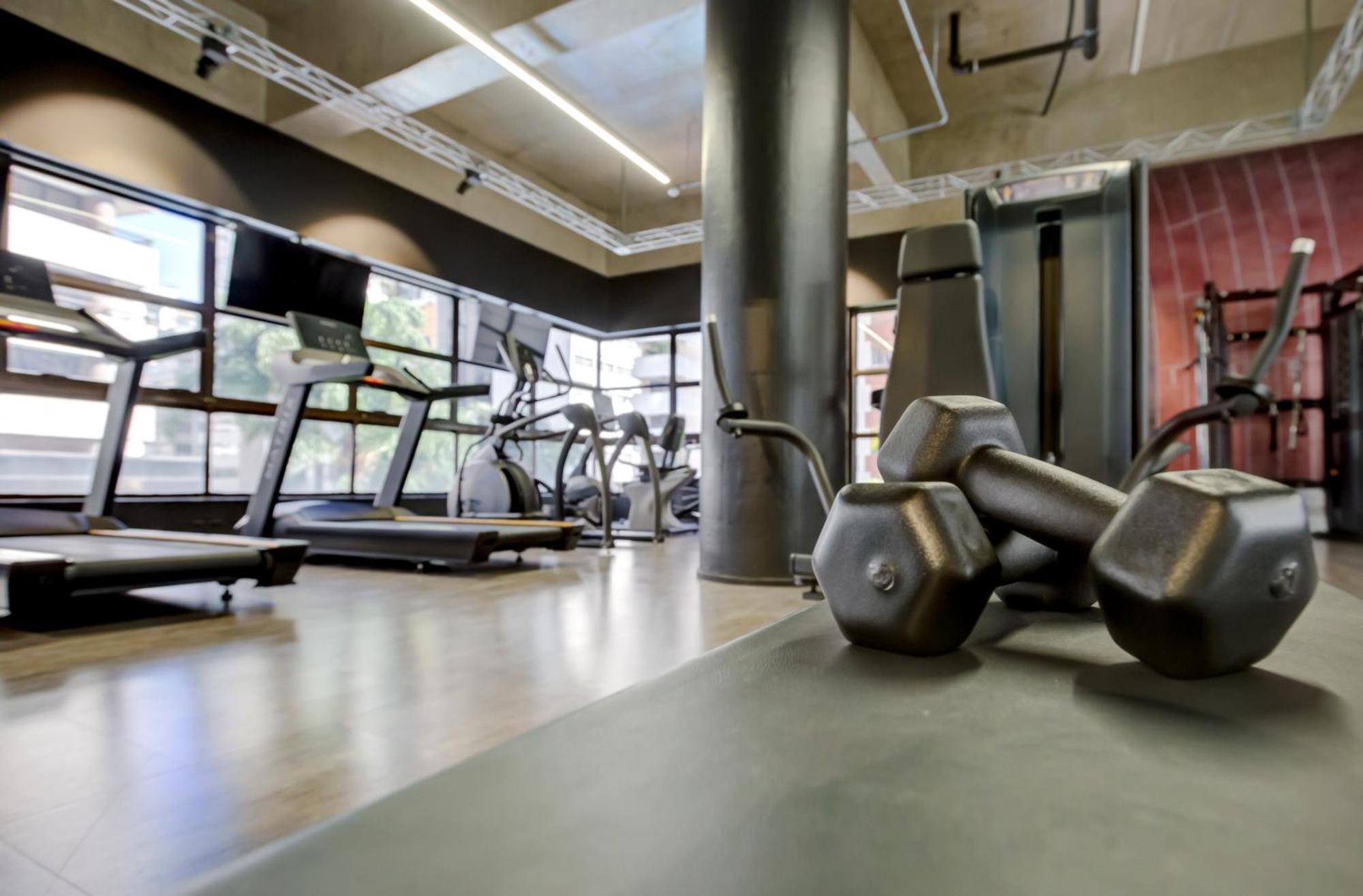 Radisson Sao Paulo Paulista Hotel Ngoại thất bức ảnh The gym at the hotel